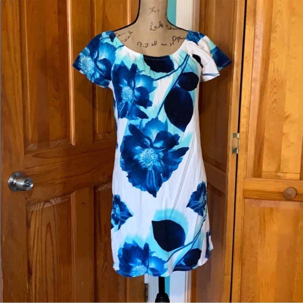 Floral Blue and White Women's Dress size S